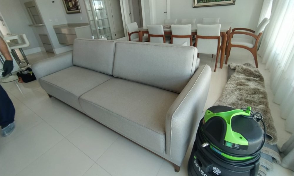 limpeza-de-sofá-de-linho-em-Belo-Horizonte (2)