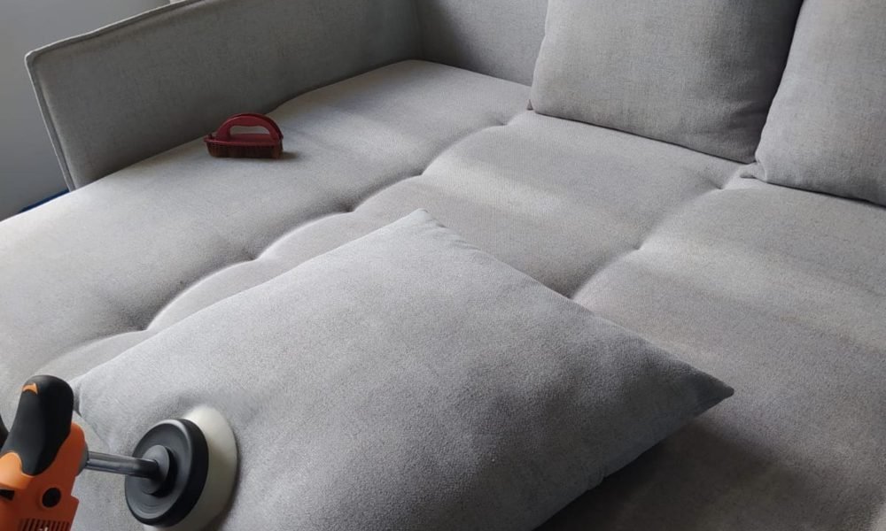 limpeza-de-sofá-de-linho-em-Belo-Horizonte (3)